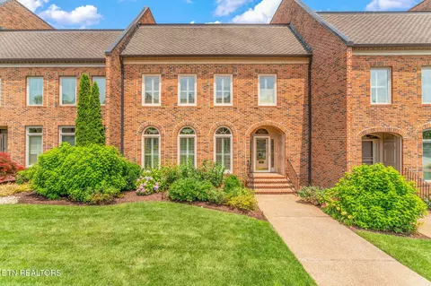3340 Kingston Pike #10, Knoxville, TN 37919