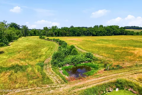 Hiwassee Rd, Madisonville, TN 37354