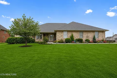 1816 Placid, Sevierville, TN 37862