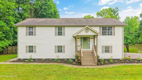 12200 Yarnell Rd, Knoxville, TN 37932