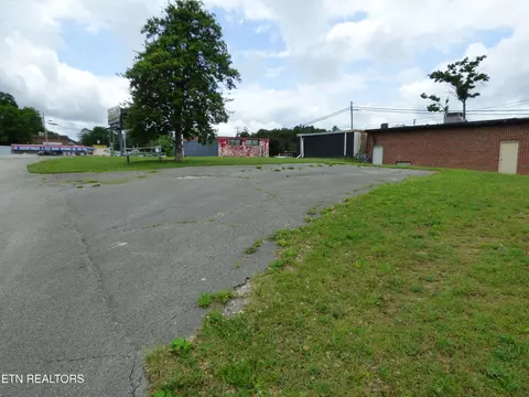 Lantana Road, Crossville, TN 38555