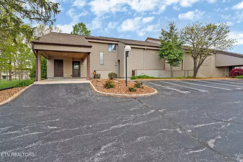 36 Lakeshore Ter #15, Crossville, TN 38558