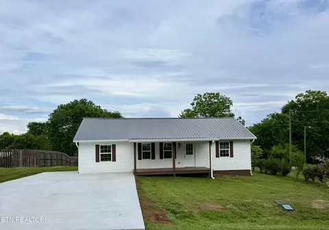 404 Greenwood Cir, Madisonville, TN 37354