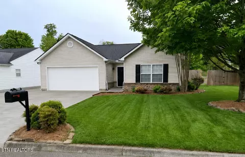 2358 Slate Valley Ln, Knoxville, TN 37923