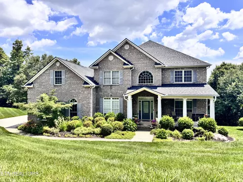 712 Whispering Hills Ln, Knoxville, TN 37934