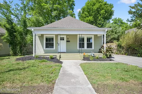 2502 Harvey St, Knoxville, TN 37917