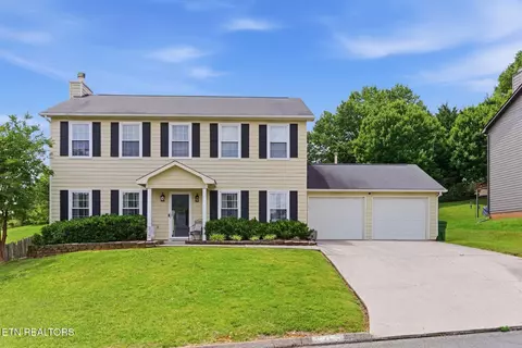8419 Foxworth Tr, Powell, TN 37849