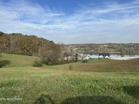560 River Rd, Loudon, TN 37774 photo 2