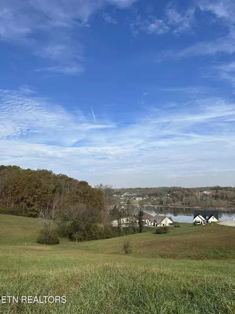 560 River Rd, Loudon, TN 37774 photo 3