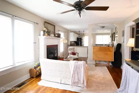 Other - 413 S 26th St, Middlesboro, KY 40965 photo 2 of 7