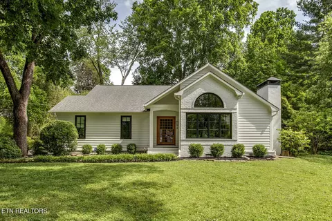 6604 Westland Dr, Knoxville, TN 37919