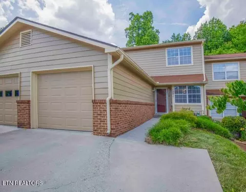 8600 Olde Colony Tr #108, Knoxville, TN 37923