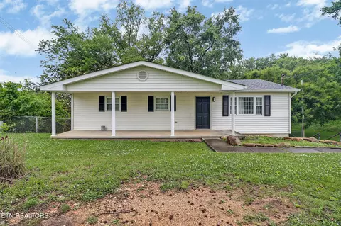 130 Shubert St, Kingston, TN 37763