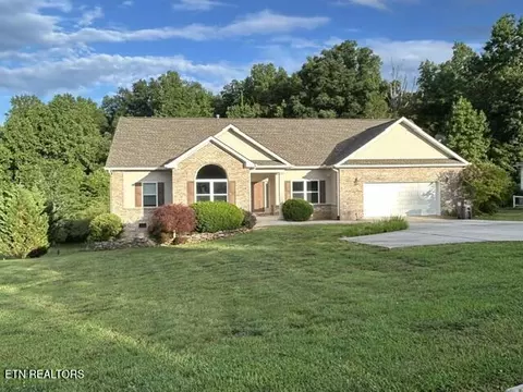 140 Nunyu Tr, Vonore, TN 37885