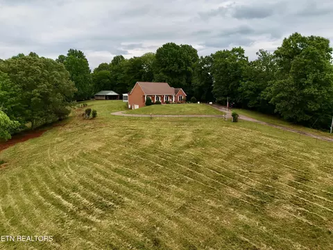 630 Kenny Brook Ln, Greenback, TN 37742
