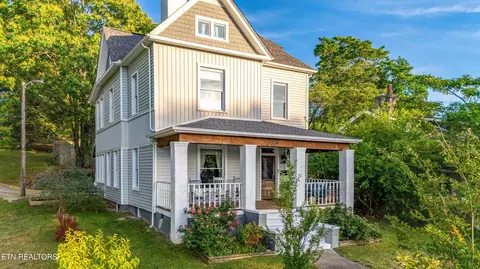 134 E Columbia Ave, Knoxville, TN 37917