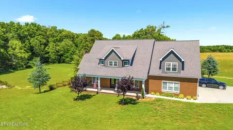 3068 Beecarter Rd, Dandridge, TN 37725