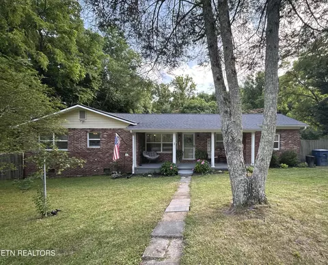 510 W Broad St, Clinton, TN 37716