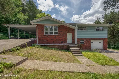 220 Industrial Park Ln, Rocky Top, TN 37769