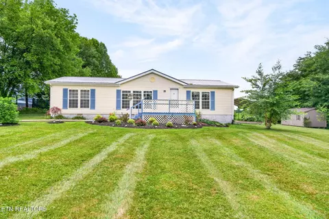 1513 Earl Jones Rd, Crossville, TN 38555