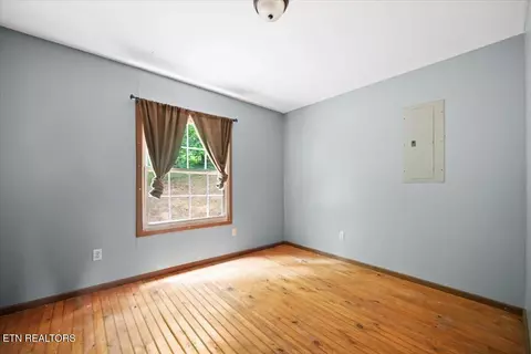 Bedroom - 578 Fox Branch Rd, Clairfield, TN 37715 photo 4 of 5