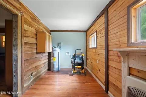 Entry Way - 578 Fox Branch Rd, Clairfield, TN 37715 photo 5 of 9