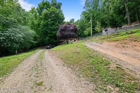 Exterior - 578 Fox Branch Rd, Clairfield, TN 37715 photo 8 of 10