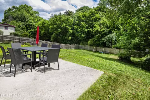 Exterior - 198 Nicely Tr, Powell, TN 37849 photo 3 of 7