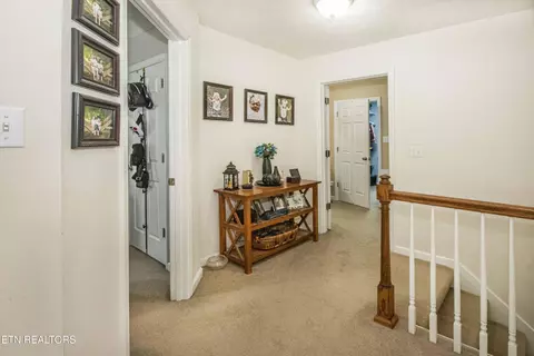 Entry Way - 198 Nicely Tr, Powell, TN 37849 photo 4 of 5