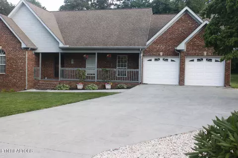 172 Depew Dr, Loudon, TN 37774