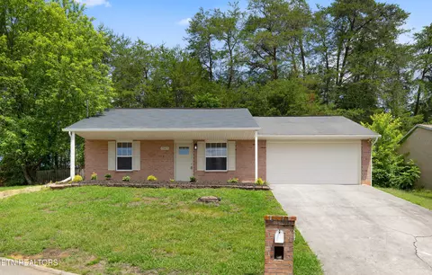 7545 Lyle Bend Ln, Knoxville, TN 37918