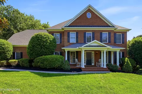 928 Blackstone Dr, Knoxville, TN 37934