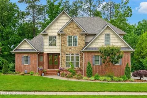 2725 NW Kensington Park Tr, Cleveland, TN 37312