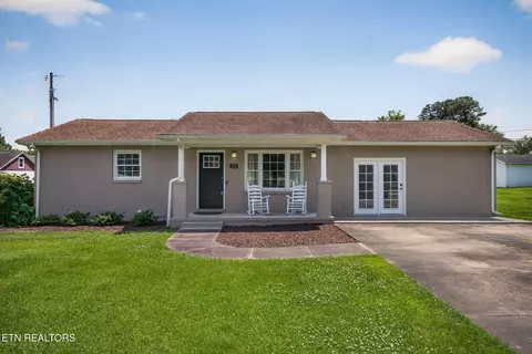 133 Joy Ln, Cookeville, TN 38506