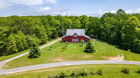 171 Fieldstone Ln, Pikeville, TN 37367