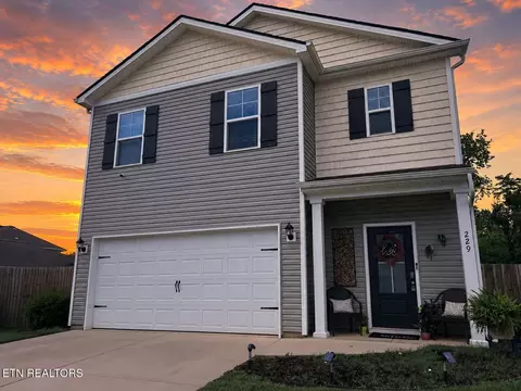 229 Crockett Dr, Church Hill, TN 37642