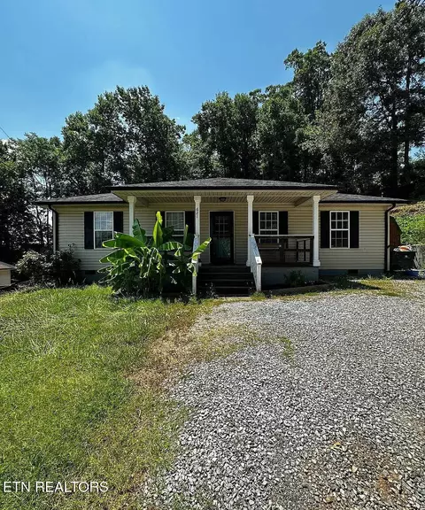 621 Latham Ave, Knoxville, TN 37920