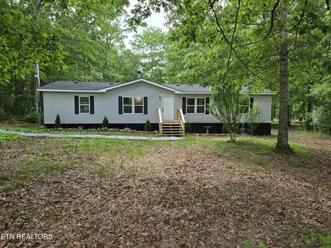 601 Foxwood Dr, Crossville, TN 38571