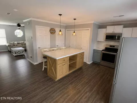 102 Village Trce #13, Kingston, TN 37763