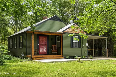 3706 Fairmont Blvd, Knoxville, TN 37917