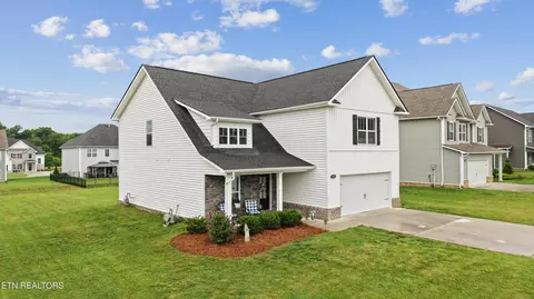 2119 Tributary Dr, Sevierville, TN 37876