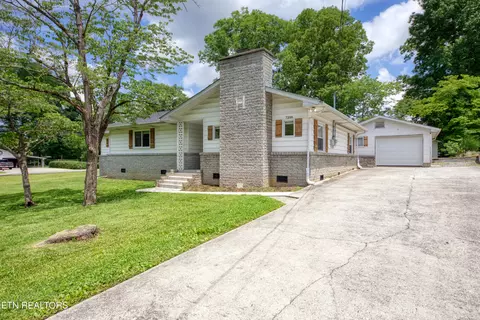 7208 Joyce Ln, Powell, TN 37849