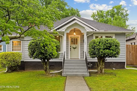 1104 Melbourne Ave, Knoxville, TN 37917
