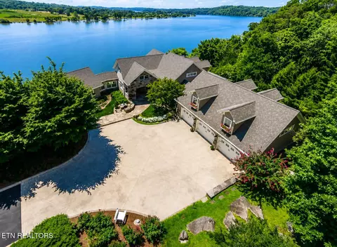 8941 Kelsey Ln, Knoxville, TN 37922