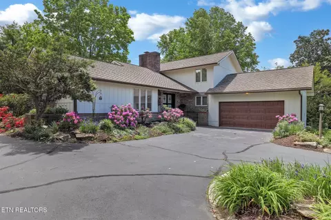 104 Carnoustie Pt, Knoxville, TN 37934