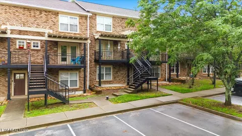 1121 Tree Top Way #1413, Knoxville, TN 37920