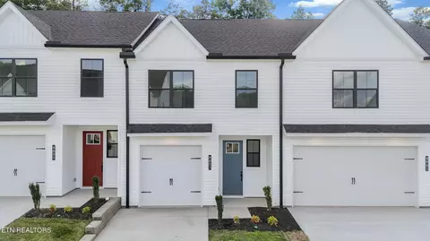 8803 Chapman Trace Way, Knoxville, TN 37920
