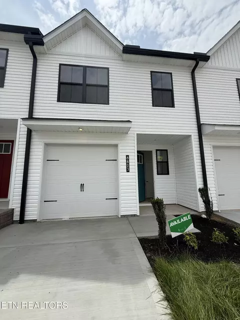 8803 Chapman Trace Way, Knoxville, TN 37920