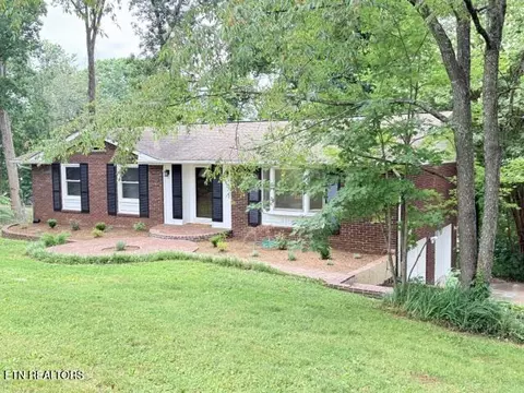 10829 Sonja Dr, Knoxville, TN 37934