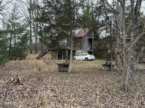 364 Shady Grove Rd, Lancing, TN 37770